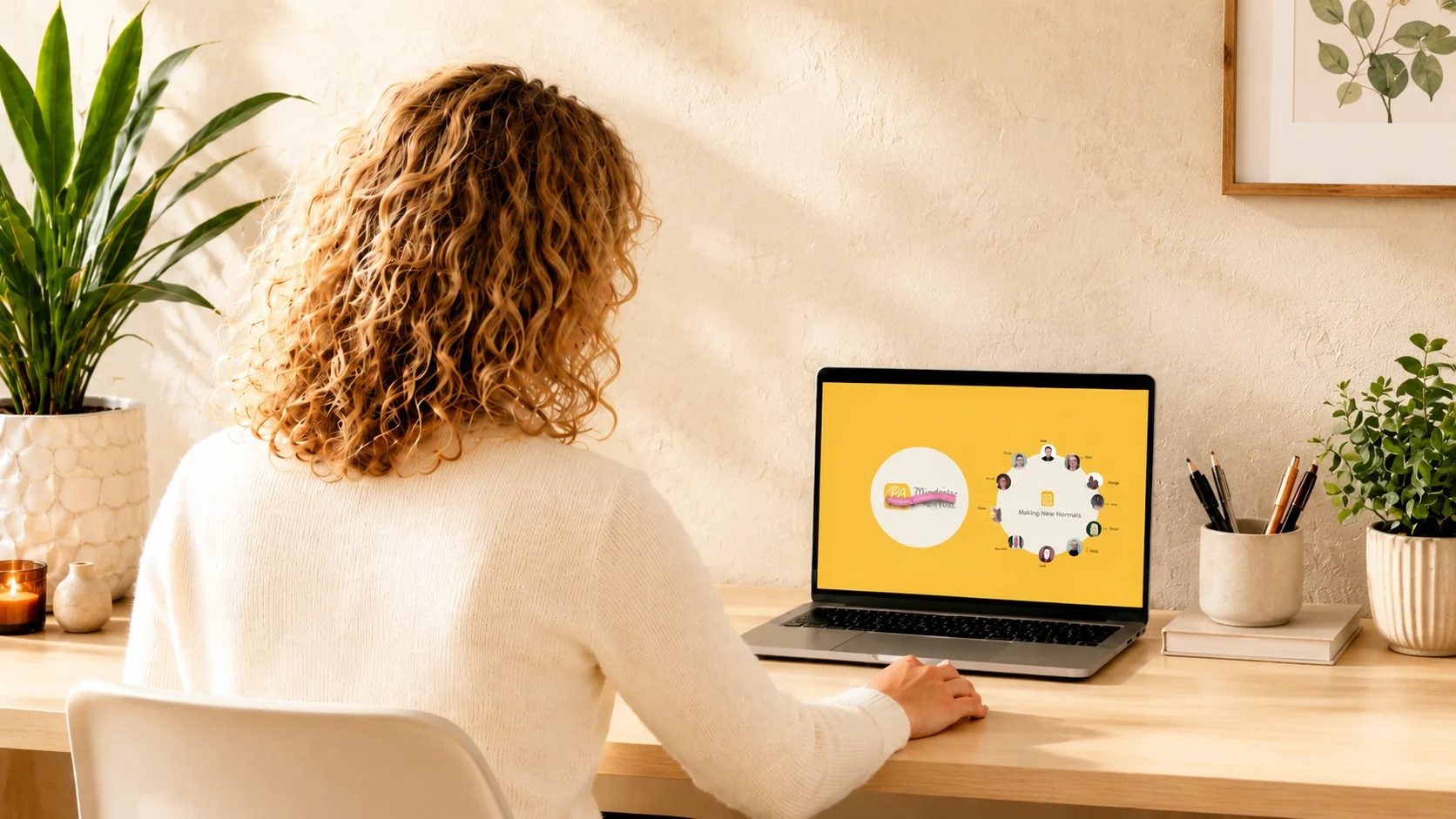 Iemand in een online bijeenkomst van MeetingMasters — verbinding maken, waar je ook bent
